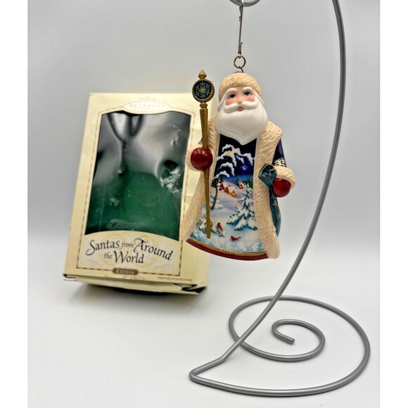 Hallmark Santas from Around the World "Russia" Christmas Ornament - Picture 2 of 11